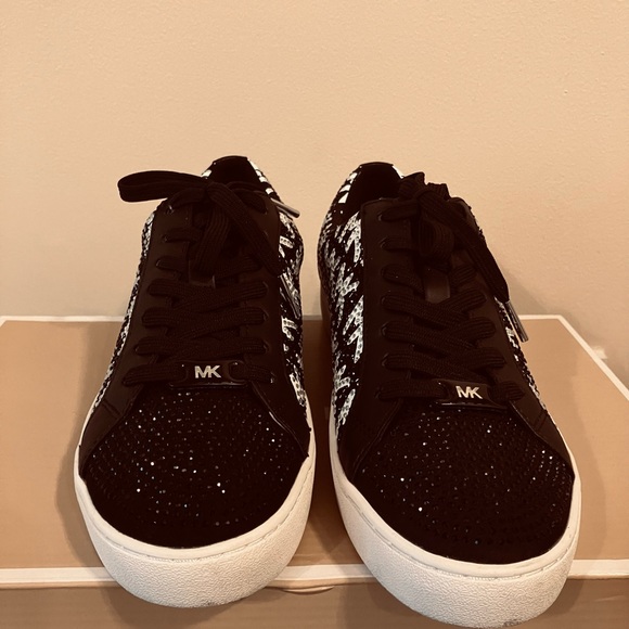 Michael Kors Catelyn Lace Up Graffiti MK Sneakers - Picture 2 of 6